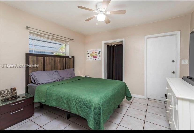 6335 Sw 21st St #2 - Photo 3 of 8