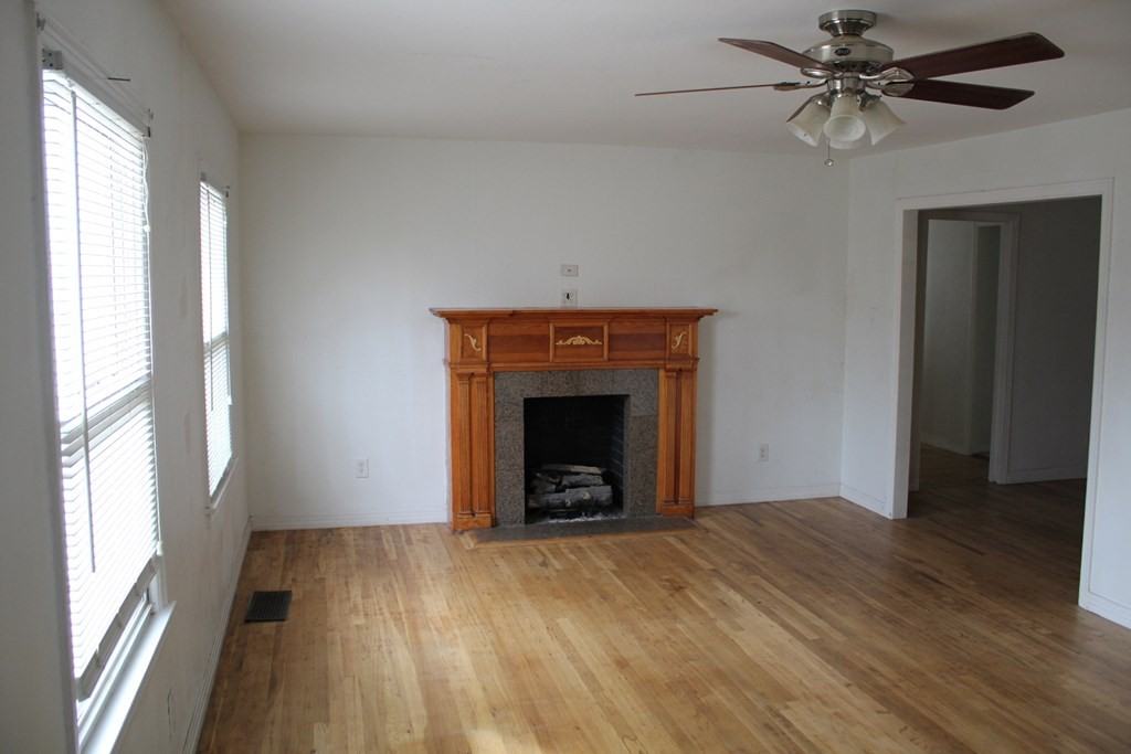 401 Washington Blvd - Photo 3 of 22