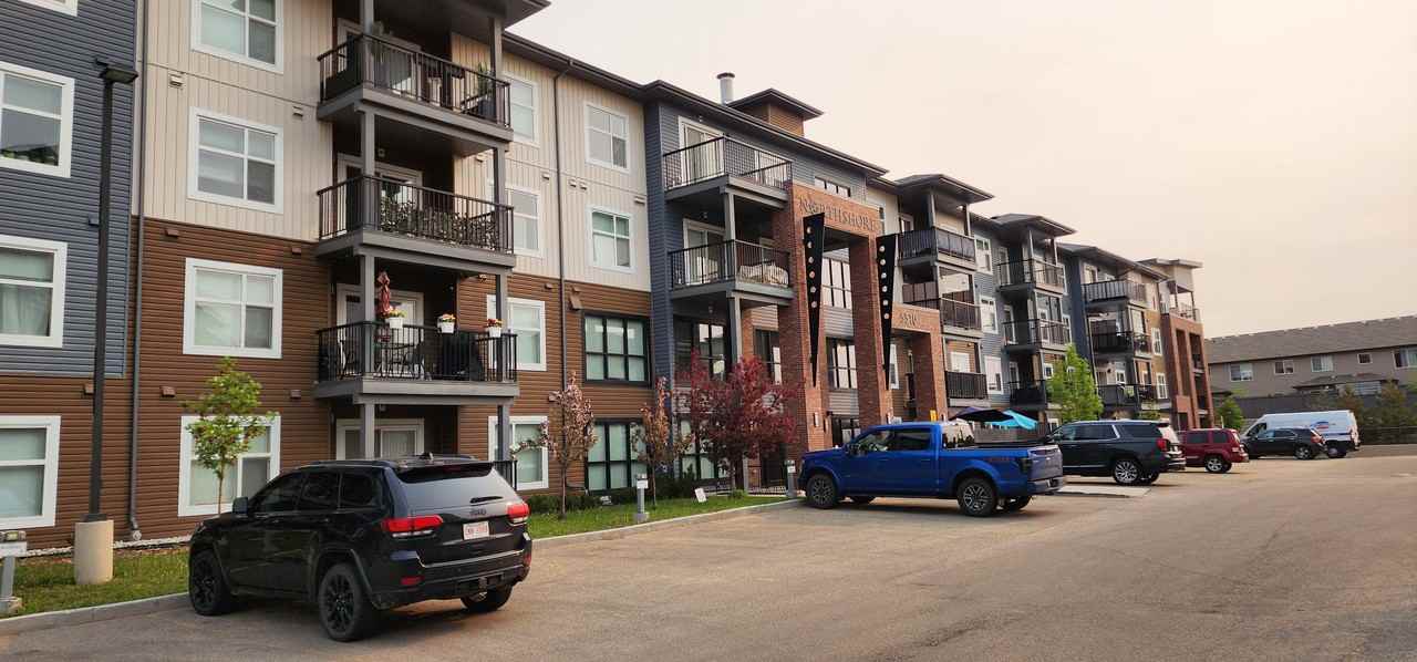 Ground floor 2 bed 2 bath condo*two parking stalls*Storage locker*Patio* Apartments 5510