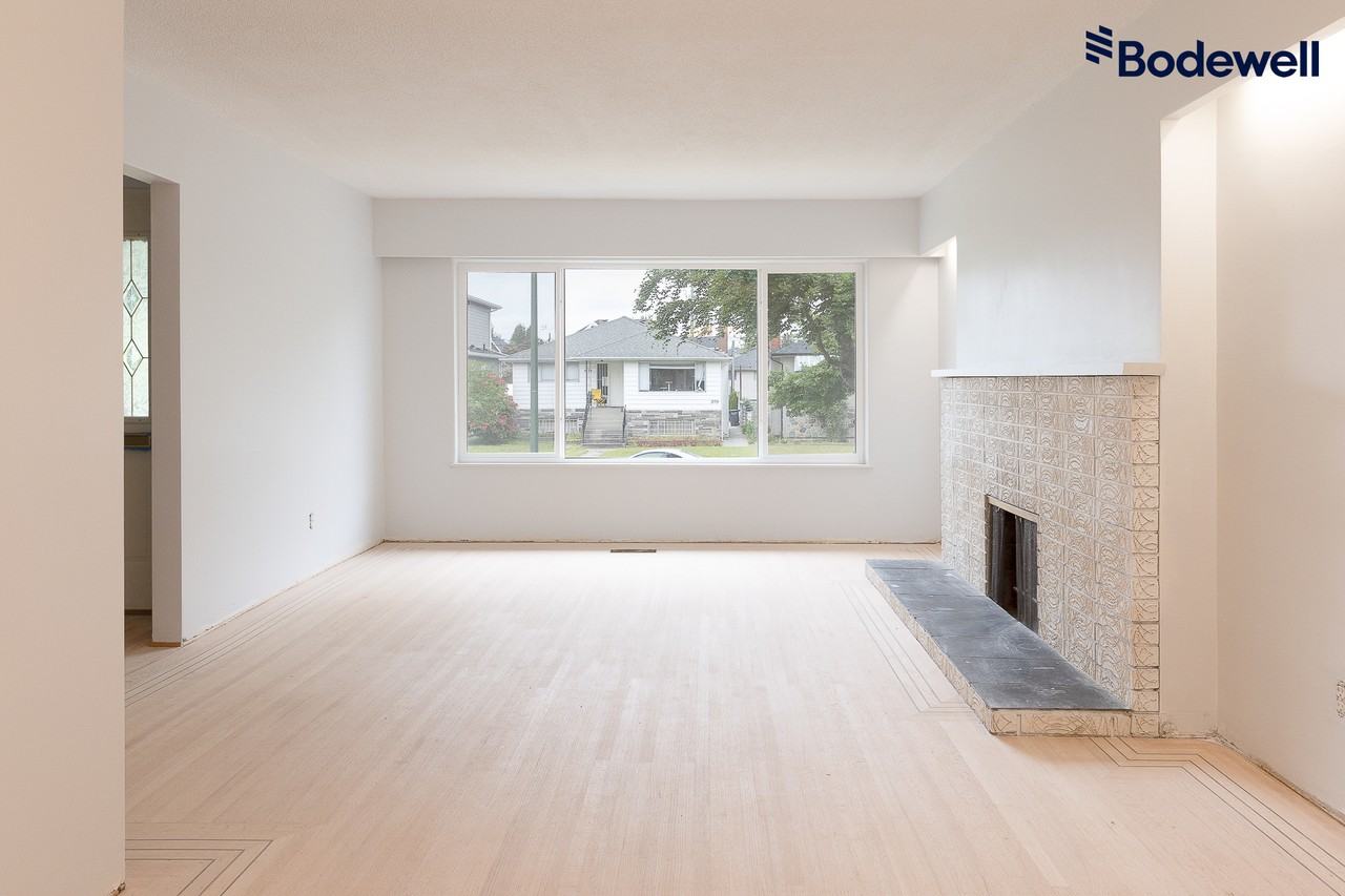 3168 51st Ave E - Photo 2 of 25