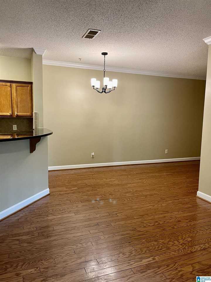 213 Sterling Oaks Dr 213, Hoover, AL 35244 2 Bedroom Condo for 1,475
