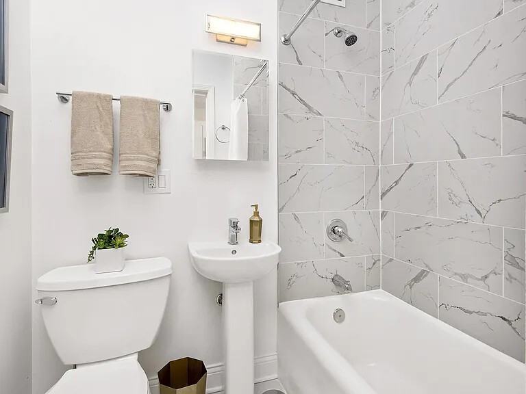 N Lake Shore Dr #22C - Photo 7 of 28