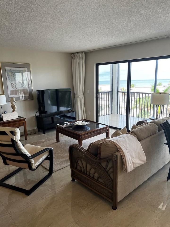 1102 Benjamin Franklin Dr #514 - Photo 3 of 24