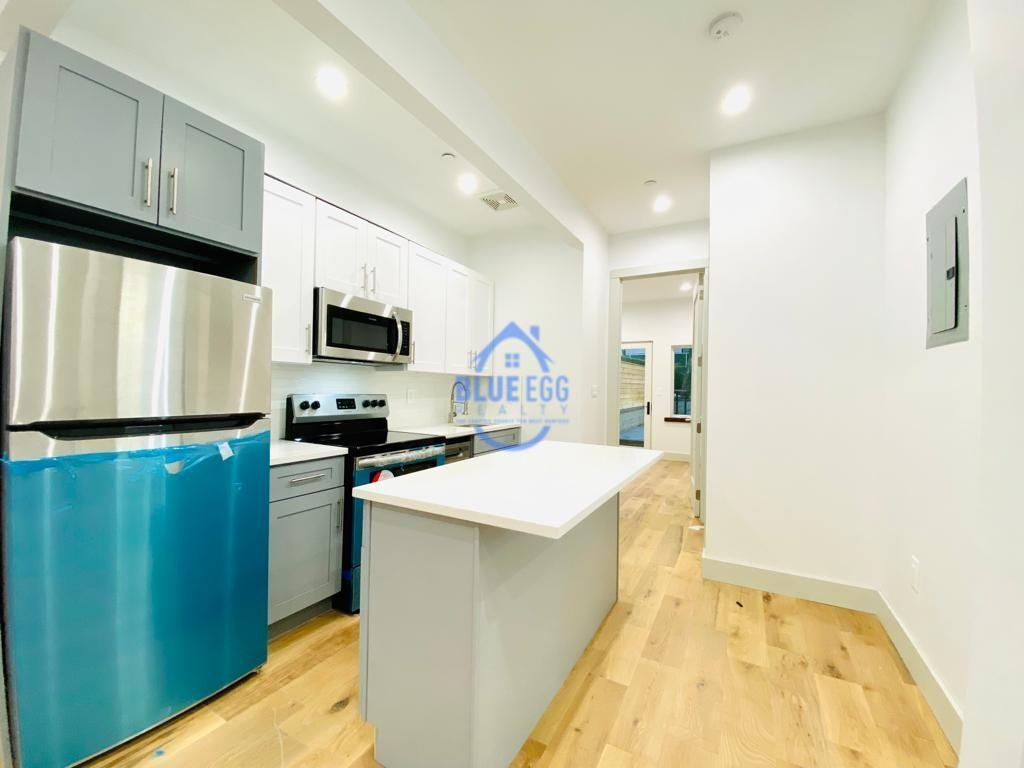 563A Lafayette Ave #1 - Photo 3 of 19