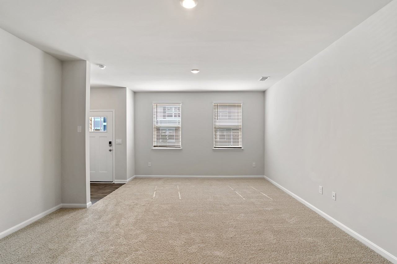 P&I- 23 Huckleberry Drive #1 - Photo 3 of 26