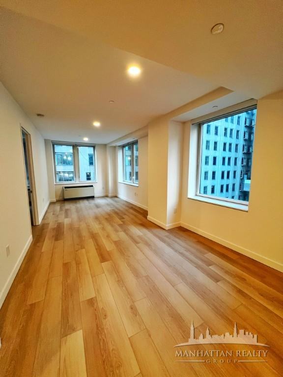 Broad St 2001, New York, NY 10005 4 Bedroom Apartment for Rent