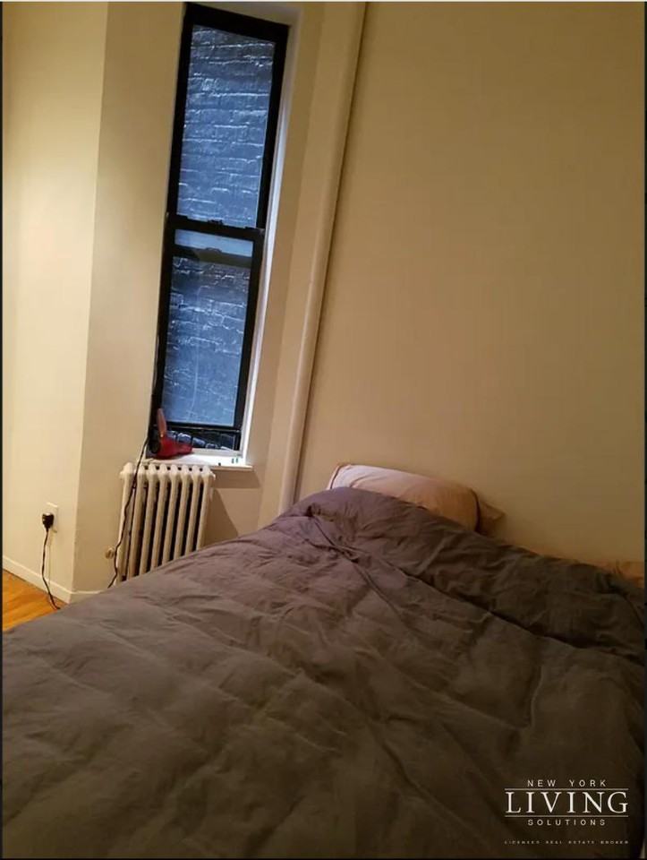 7 Saint Marks Pl #4 - Photo 3 of 5