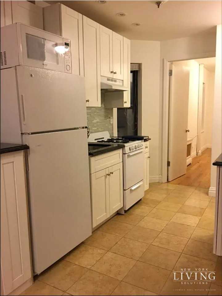 334 E 73rd St #2D - Photo 4 of 4