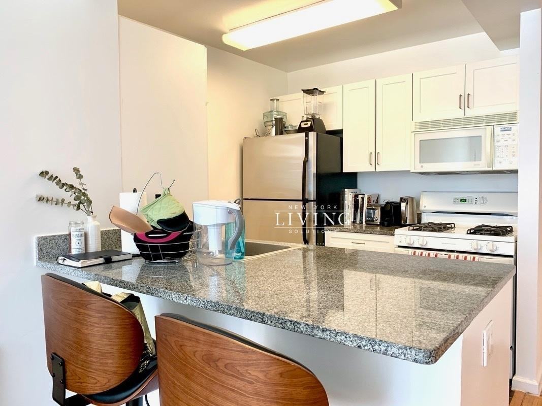 Worth Street #25IS - Photo 2 of 7