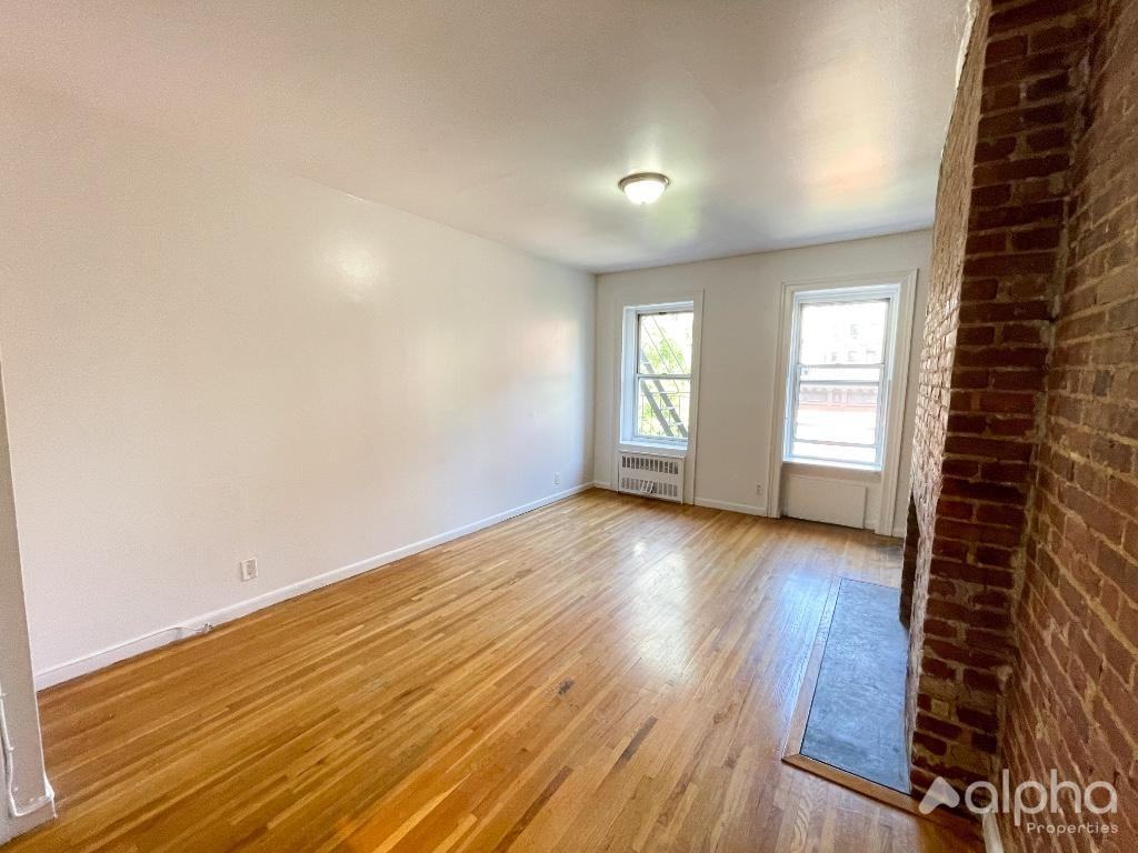 316 E 83rd St #3A - Photo 2 of 10