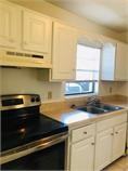 121 W Marion Ave Apt B8 #B8 - Photo 5 of 8