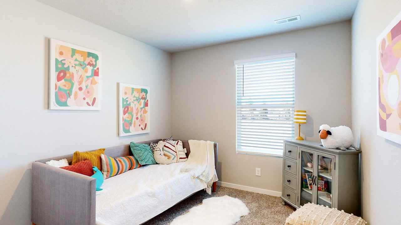 19071 Meredith Ave - Photo 2 of 24