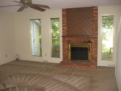 4512 Highberry Rd - Photo 3 of 19