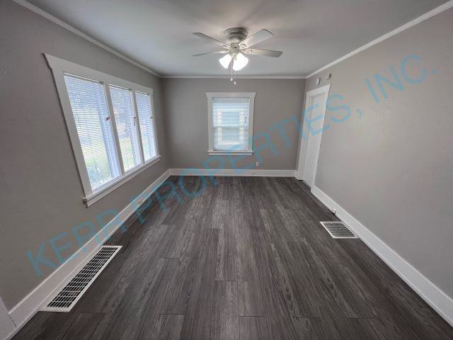 1420 Ne 53rd Ave - Photo 2 of 18