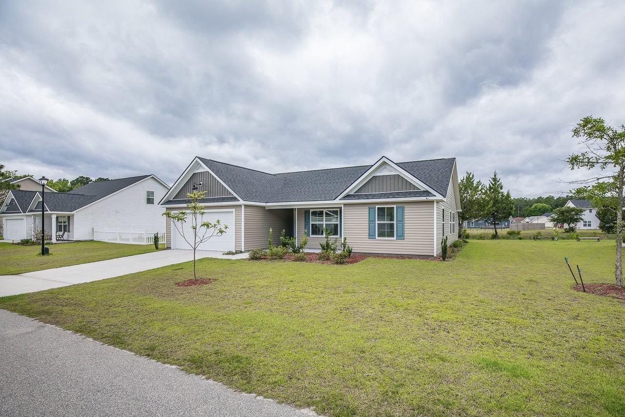 504 Ridgeland Lakes Dr - Photo 2 of 43