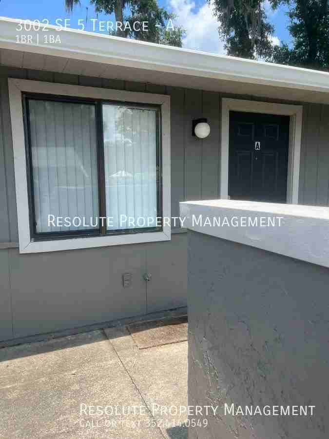 3002 Se 5th Ter #A - Photo 2 of 12