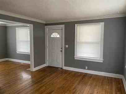 3416 E 45th Ter #1 - Photo 3 of 22