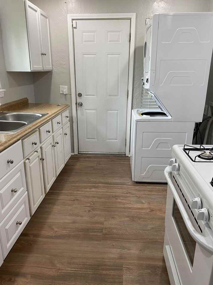 3715 N Hartford St #1 - Photo 6 of 21
