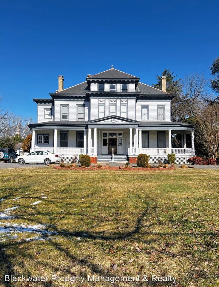 3024 Rivermont Ave - Photo 2 of 8