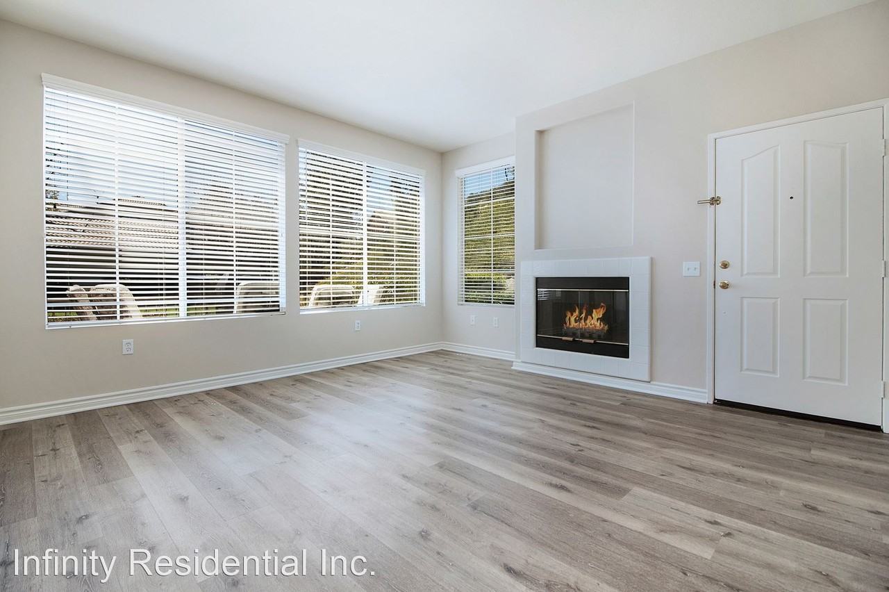 141 Chaumont Cir - Photo 2 of 24