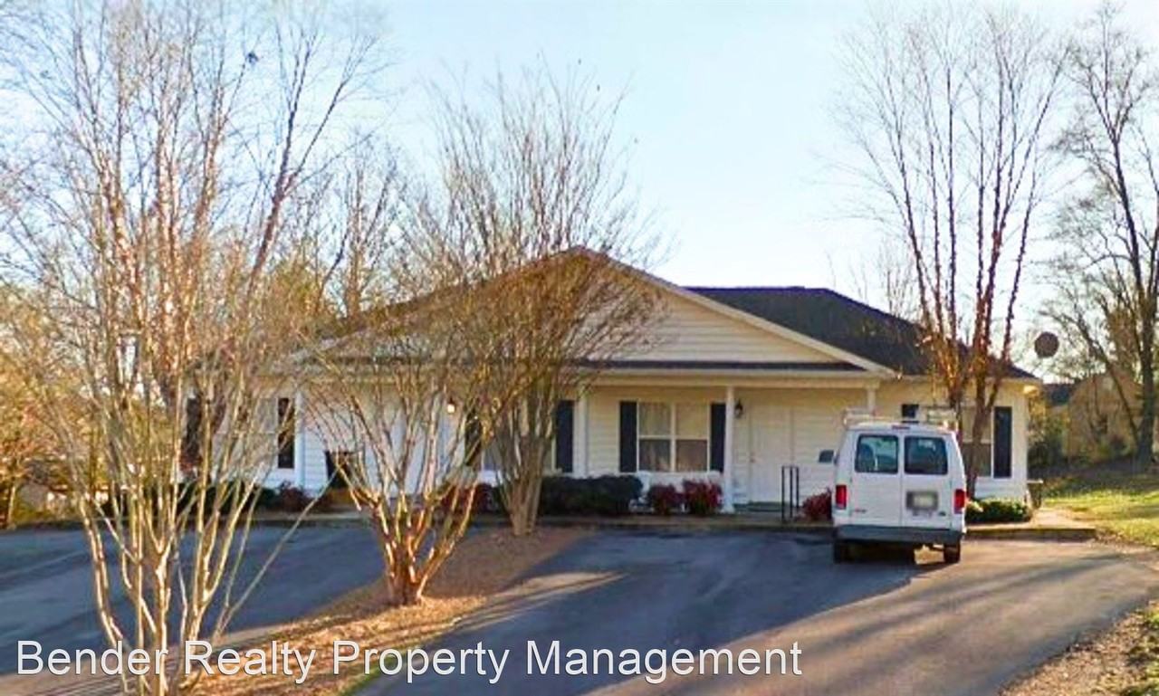 1307 Golf Dr A/B SW Apartments in Cleveland, TN 37311 Zumper