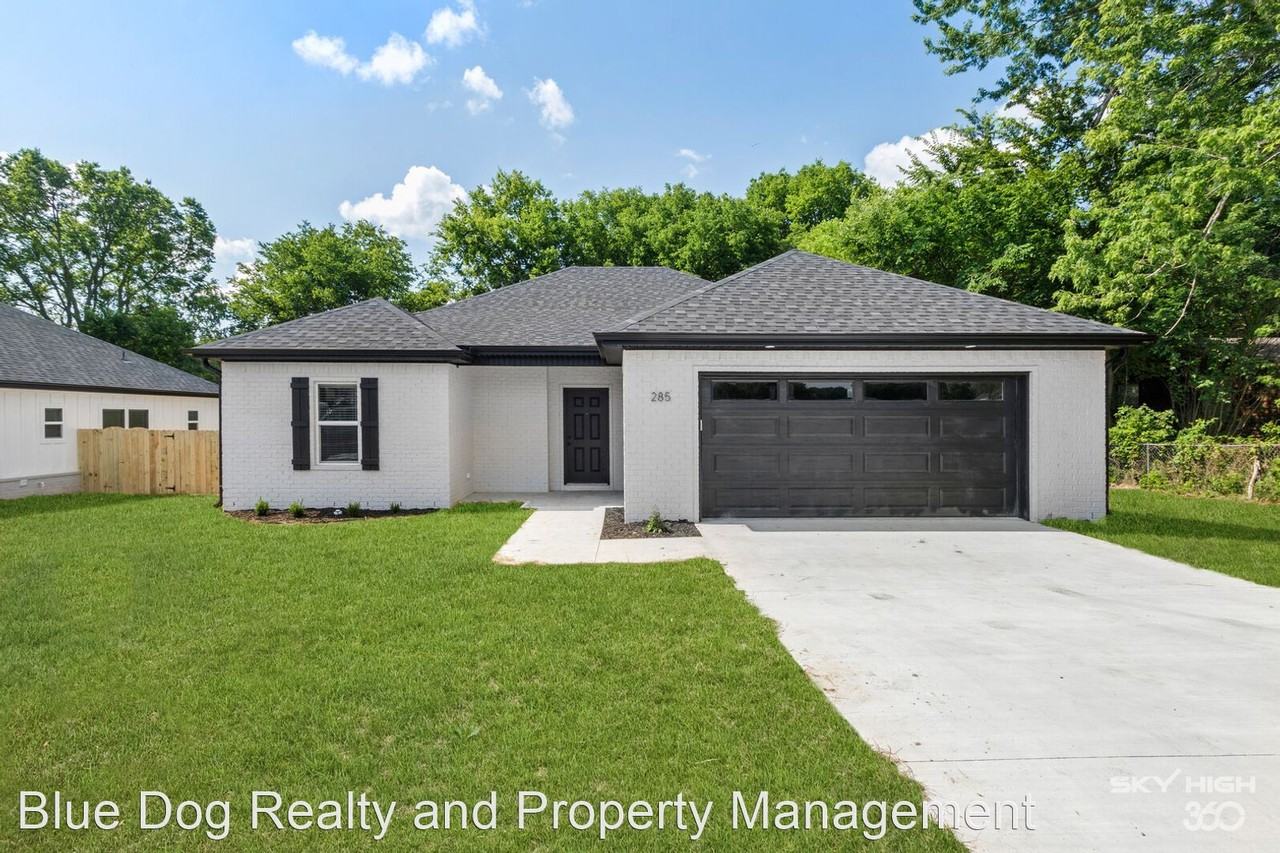 285 Bloyd St - Photo 2 of 28