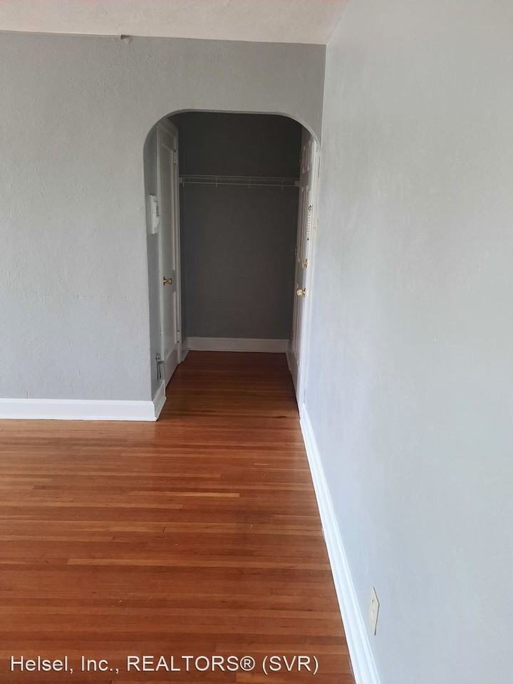 12 South Filbert Street - Photo 3 of 10