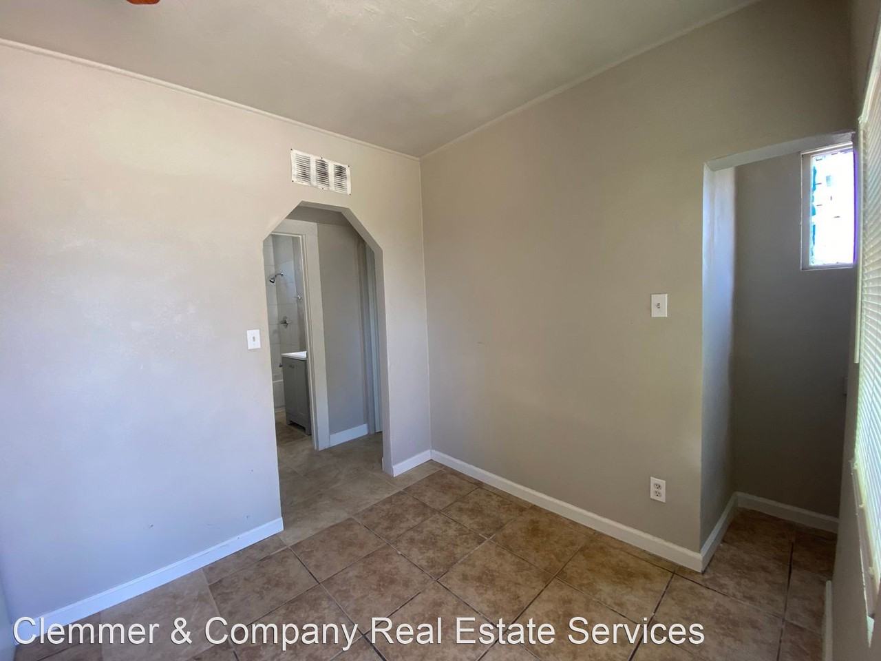 204 E Warren Ave - Photo 3 of 6