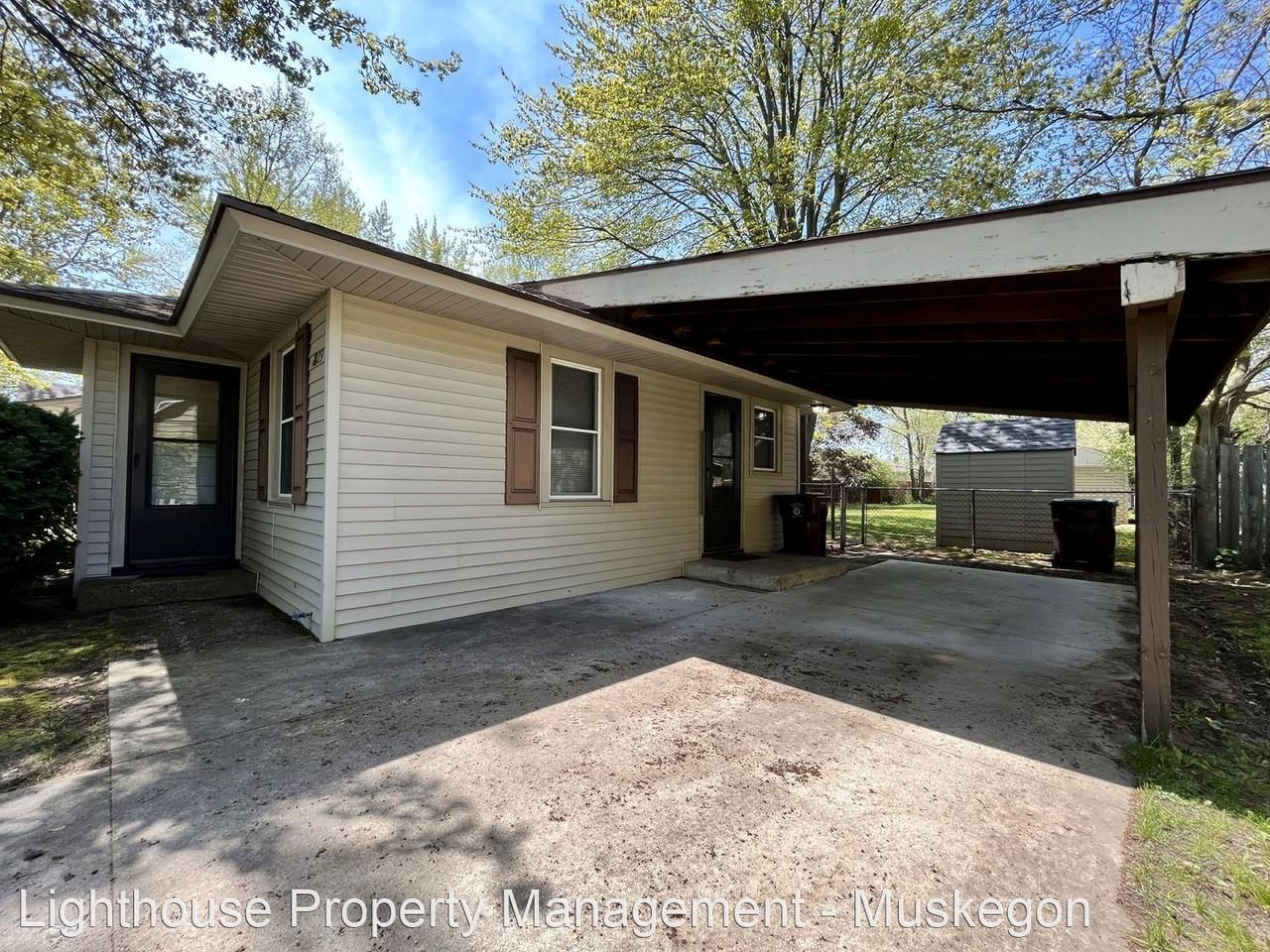 1873 Burton Rd - Photo 3 of 18