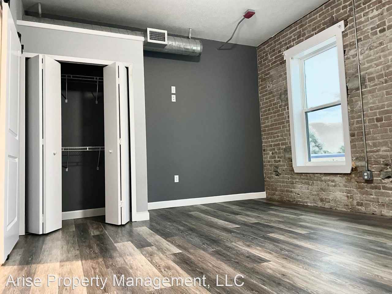 103 S. 2nd St - Photo 2 of 15