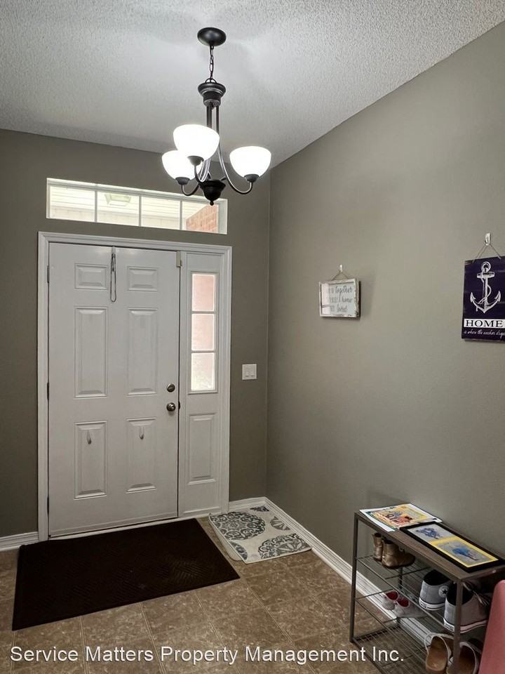 8070 Nalo Creek Loop - Photo 3 of 23