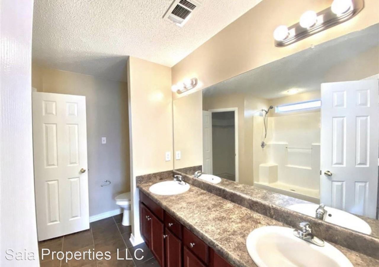 25637 Venus Ct - Photo 2 of 13