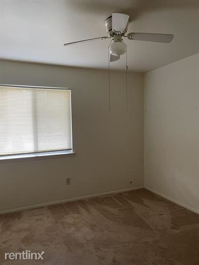 Pinckney Apartments 115 Mann St, Pinckney, MI 48169 Zumper