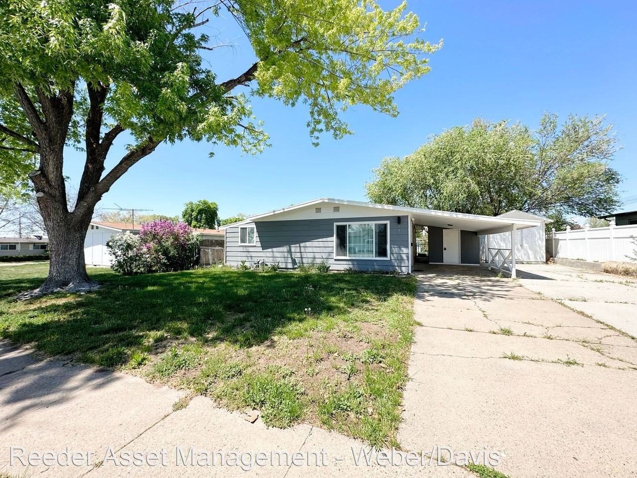 442 W 2350 N - Photo 3 of 23