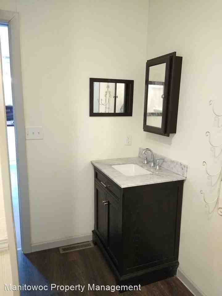 1923 Lincoln St - Photo 3 of 26