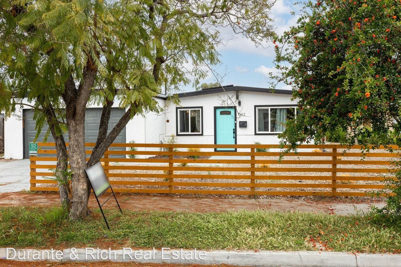 1412 Gowin St - Photo 2 of 21