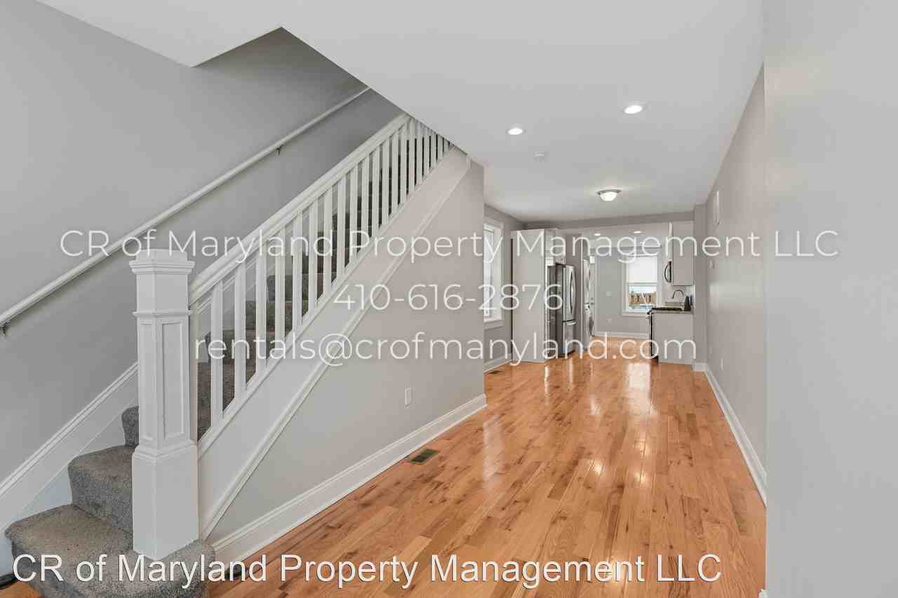 3500 Mount Pleasant Ave - Photo 3 of 17