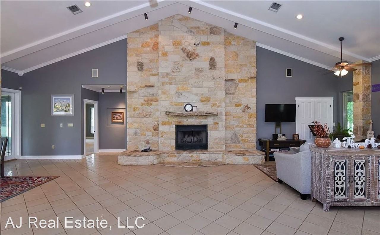 4971 Fm 2843 - Photo 3 of 44