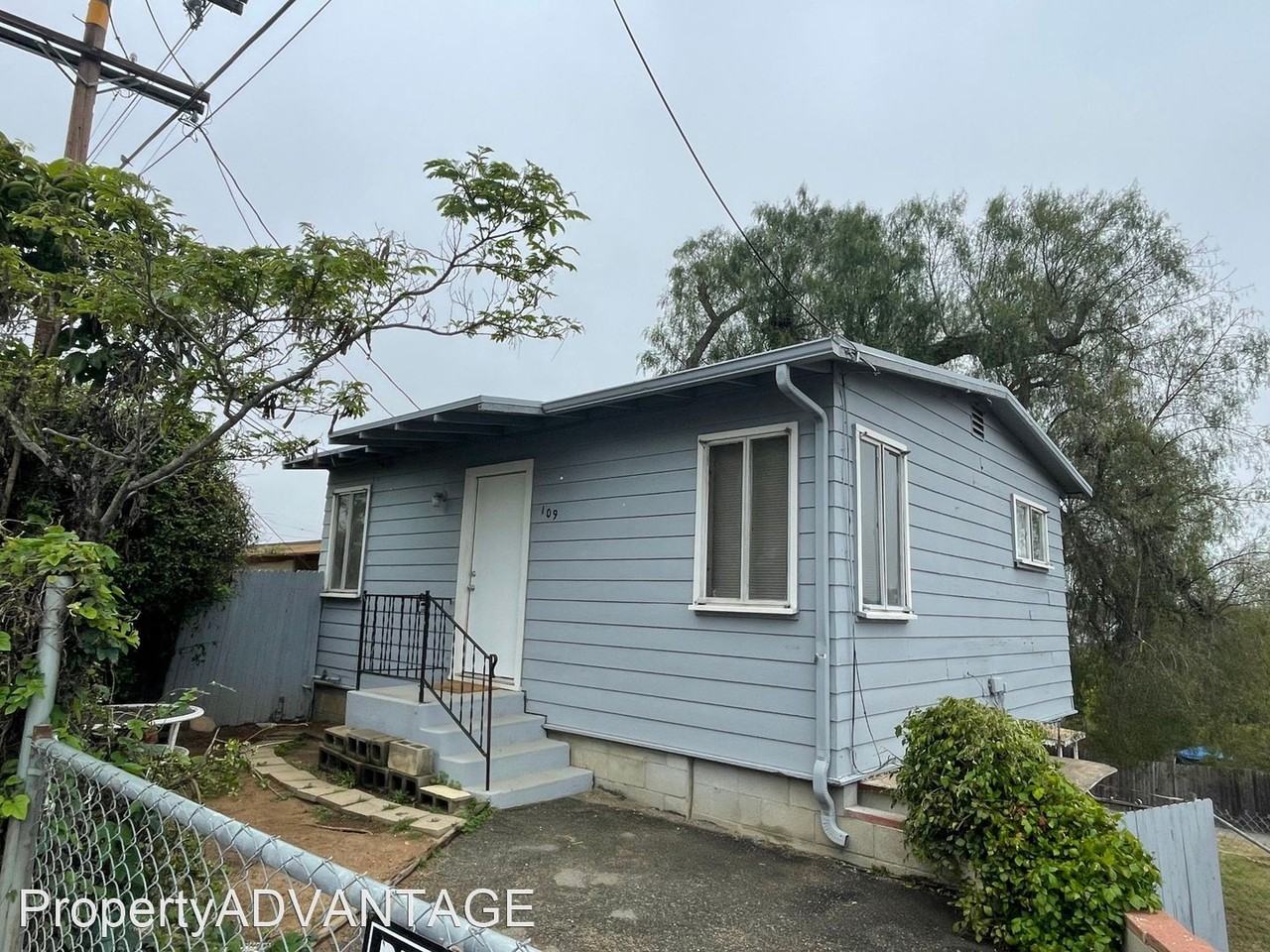 109 N Pasadena Ave - Photo 2 of 10