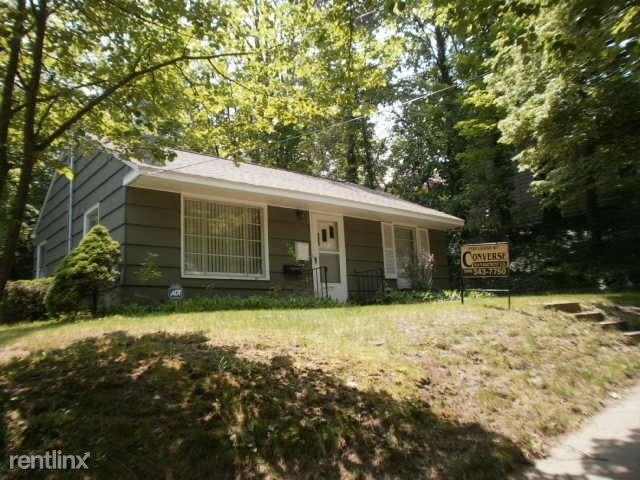 141 Millview Ave - Photo 2 of 16