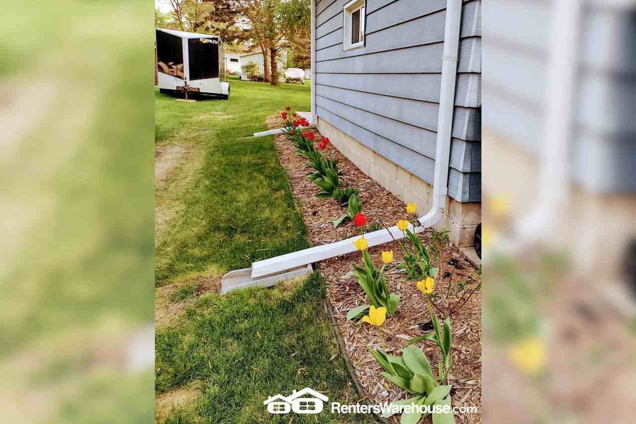 505 W Oak St - Photo 3 of 14