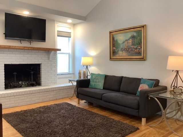 2633 12th St N - Photo 3 of 13