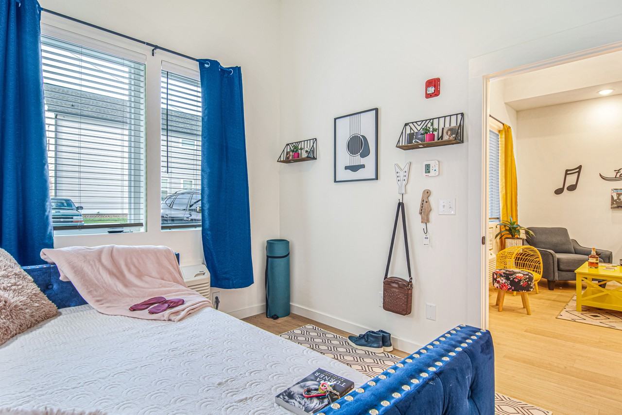 623 E Main St #105 - Photo 4 of 12