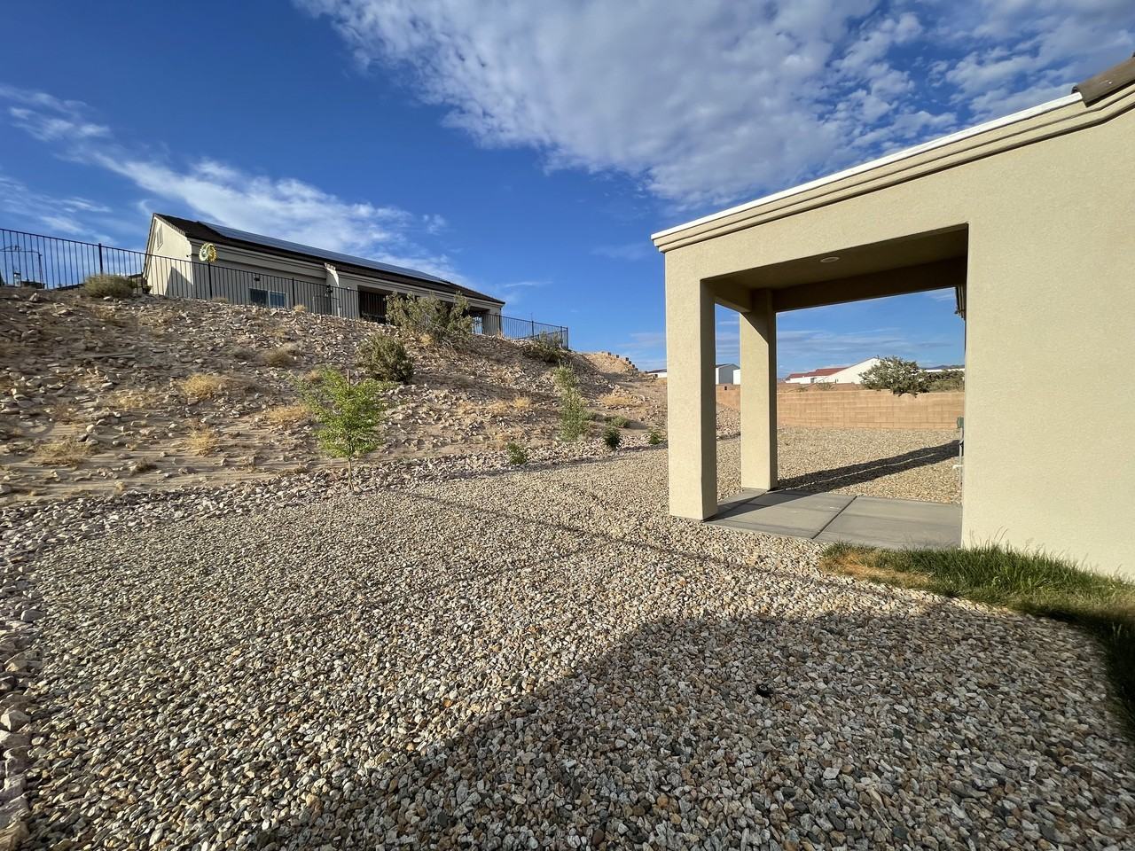 2265 E Robby - Photo 3 of 31
