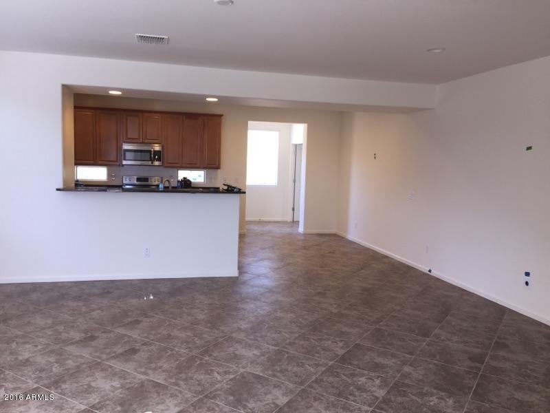 27210 N 77th Ave - Photo 3 of 12