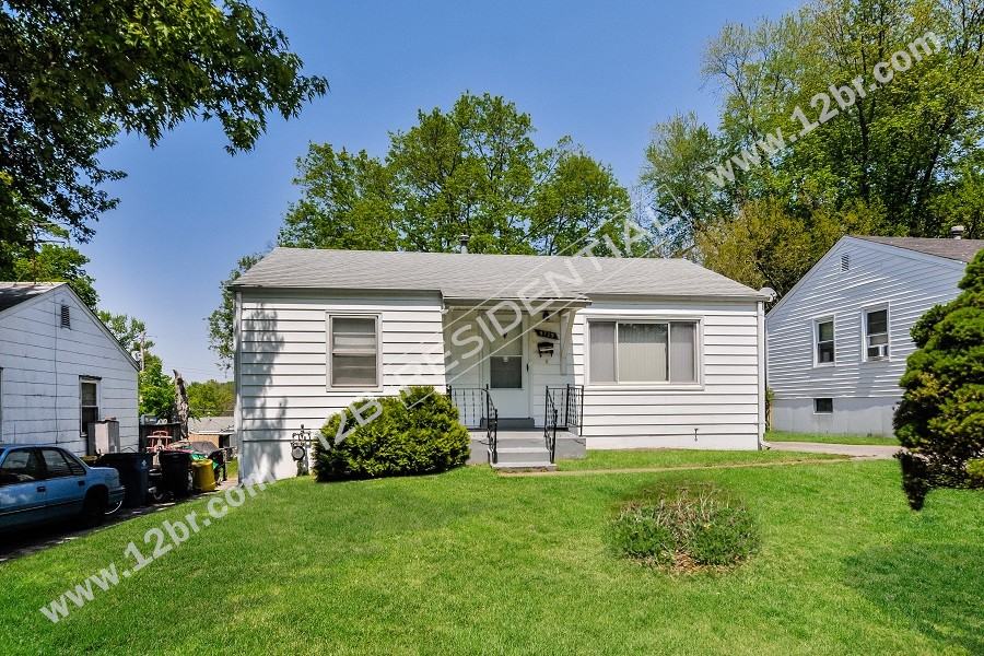 9729 Lilly Jean Dr - Photo 2 of 3
