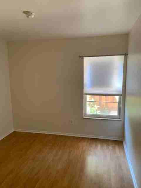 1111 Maxwell Ave #124 - Photo 4 of 6