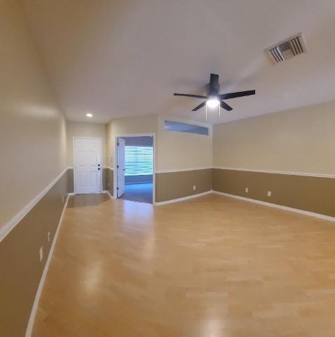 15746 Stable Run Dr - Photo 5 of 44