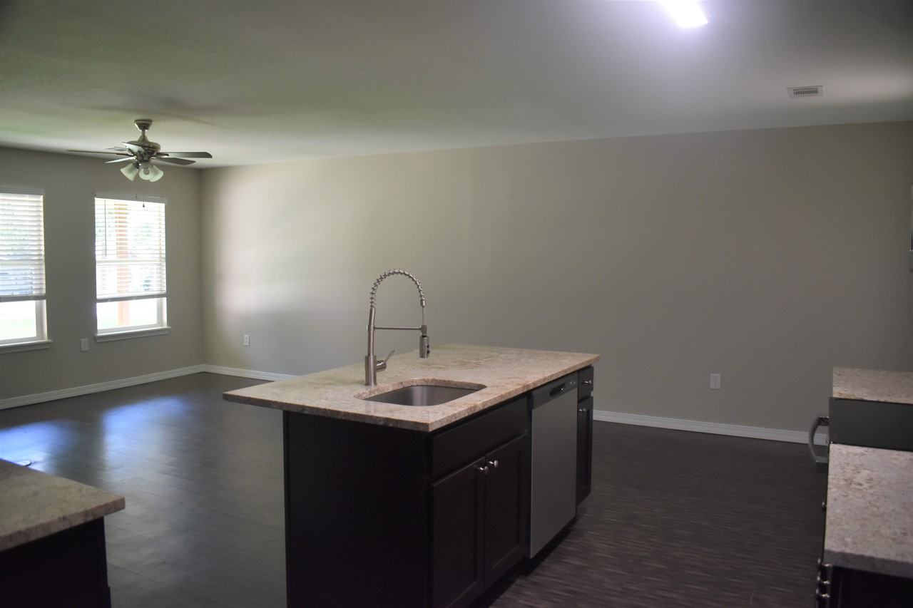 9 Cottage Row - Photo 2 of 16