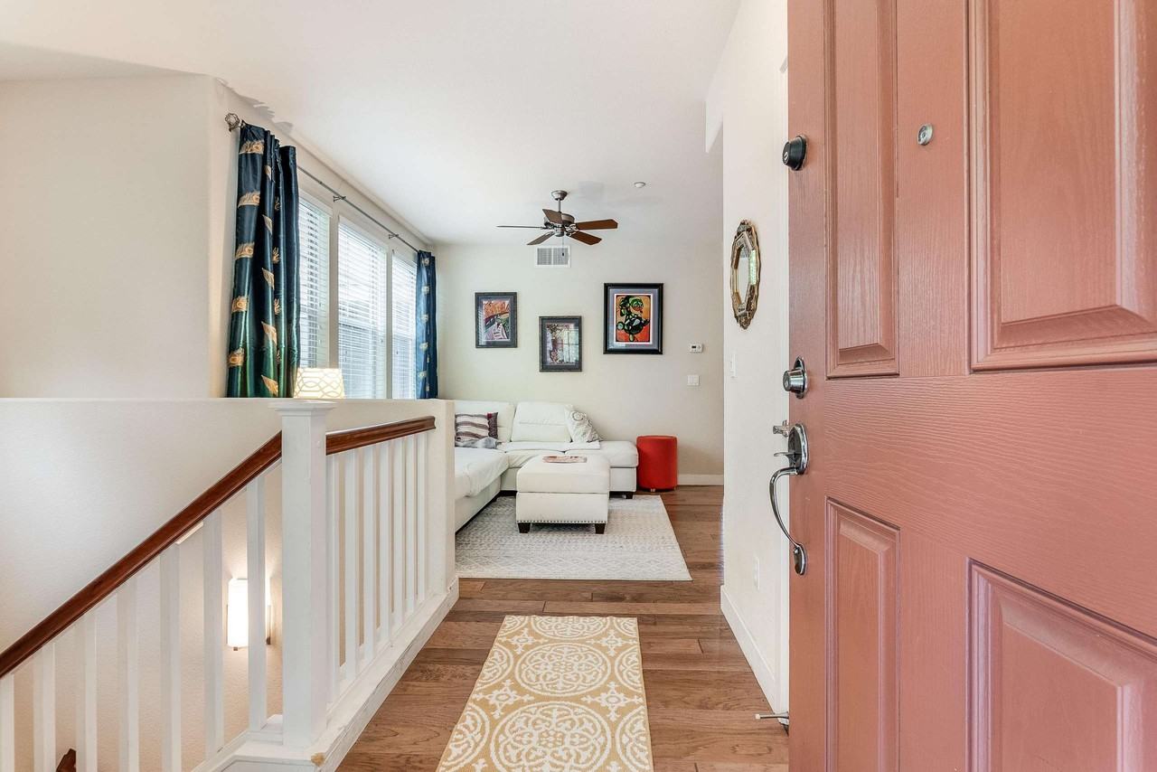 6212 Boulder Ln #5004 - Photo 3 of 44